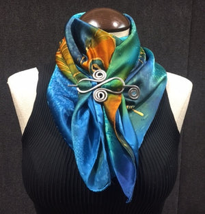 Video #1 Peacock Cowl Small w/ Scarf Pin - Download Video